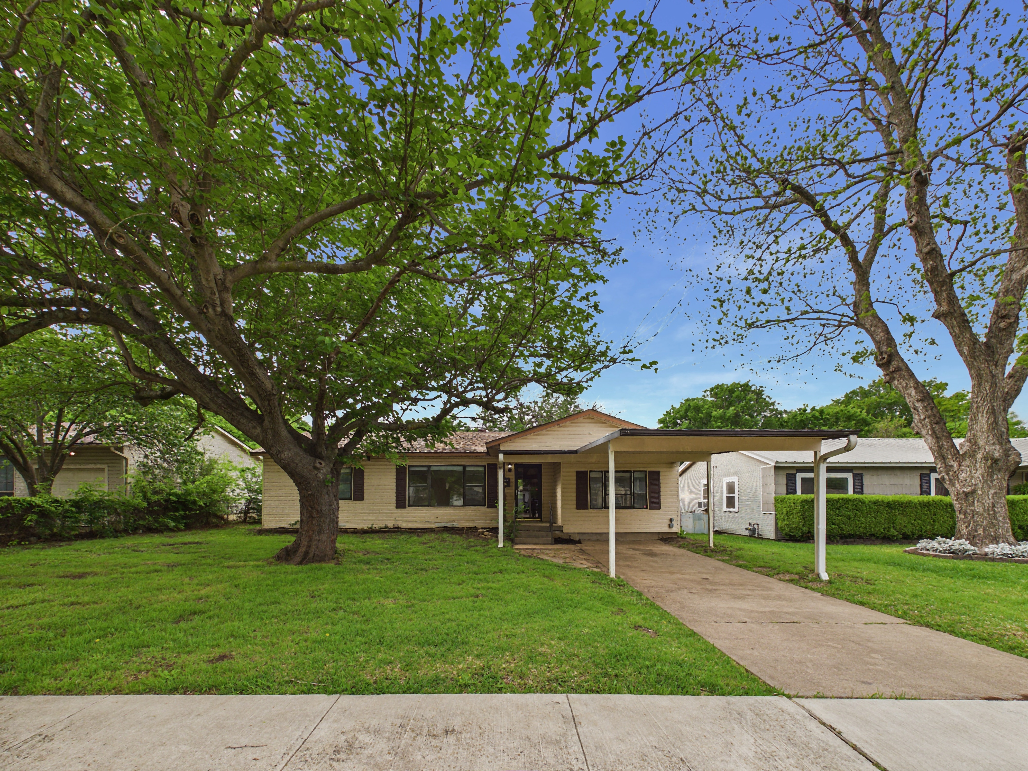 2310 Ridgewood Street, Irving